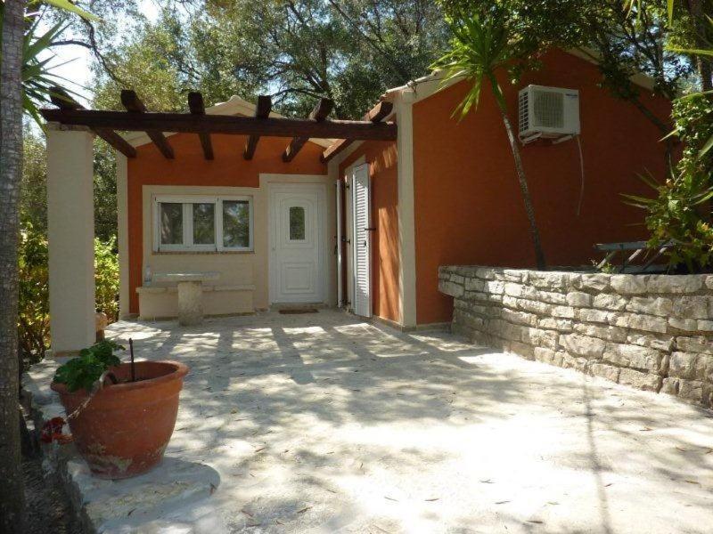 Holiday home Nikatsas No 1 Kerasa